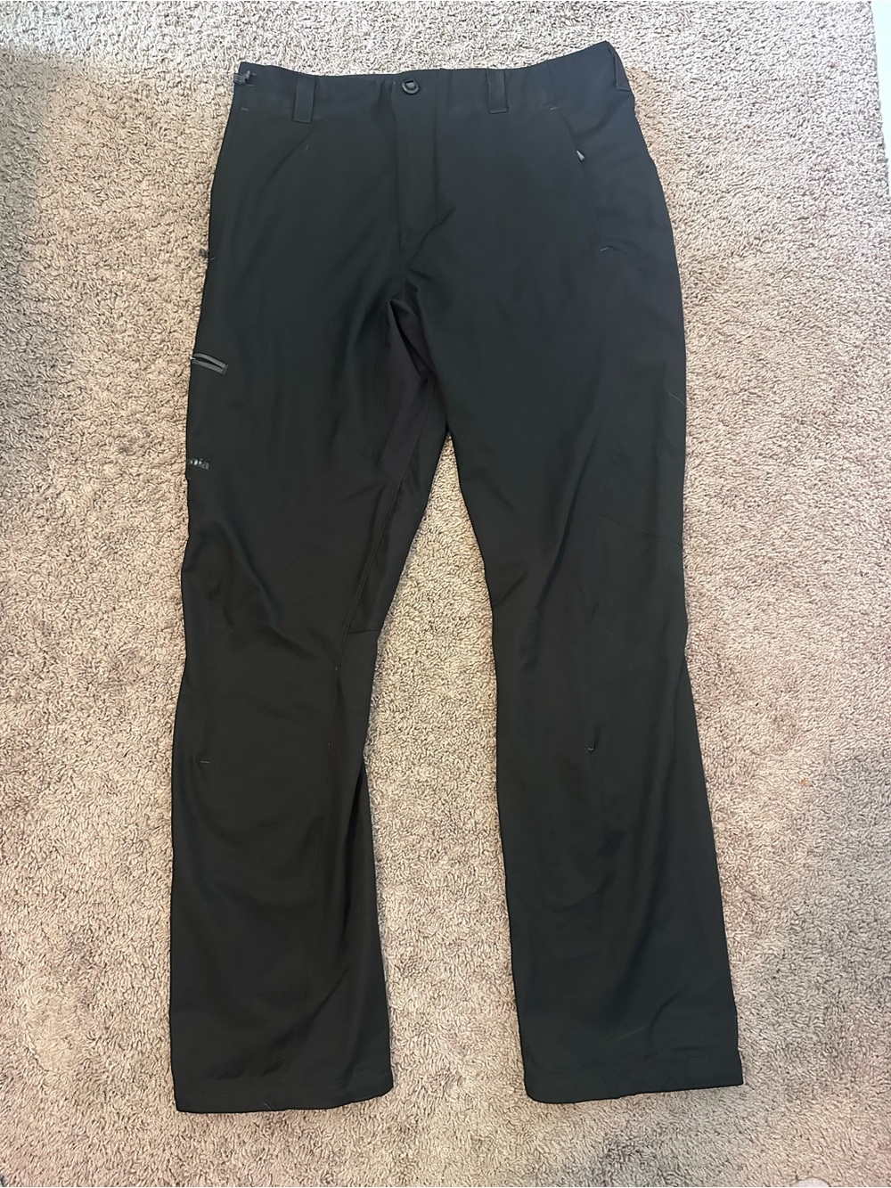 Patagonia Men's Technical Hiking Pants - Black - Size 34
